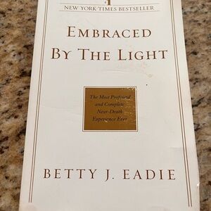Embraced By The Light Book by Betty Eadie